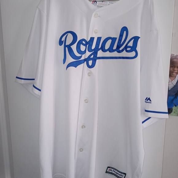 New Jersey and Hat - Picture 3 of 10